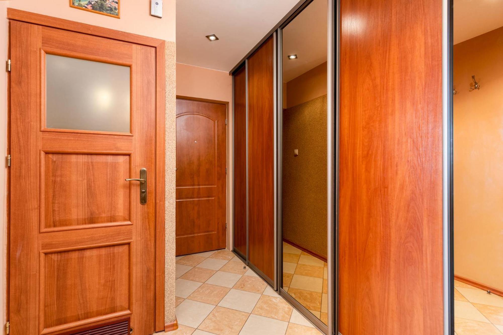 Zielona Nowa Huta Apartment Красков Екстериор снимка